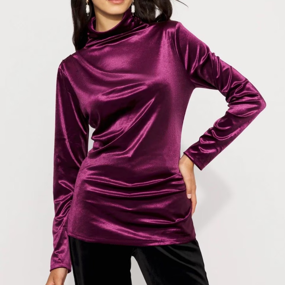 White House Black Market FORME Long Sleeve Velvet Top- NWT